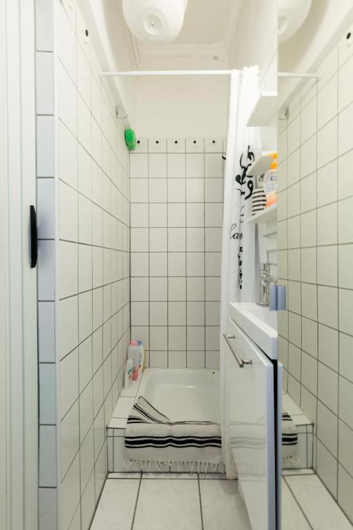 Szentkiralyi 5 - Double Basic In The City Center - Self-Check-In บูดาเปสต์ ภายนอก รูปภาพ