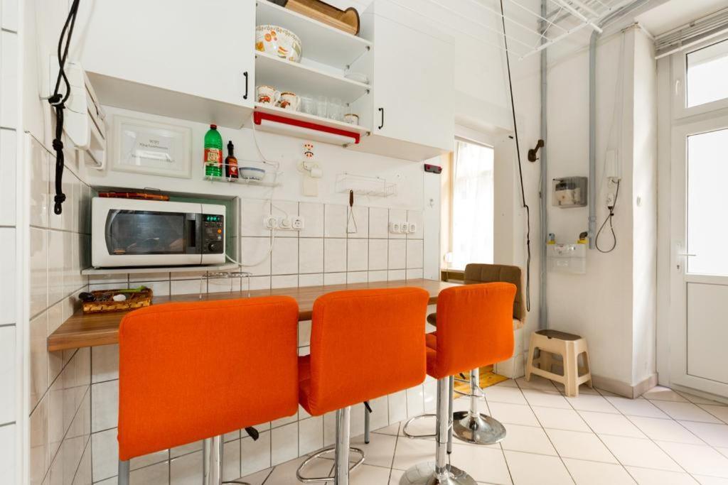 Szentkiralyi 5 - Double Basic In The City Center - Self-Check-In บูดาเปสต์ ภายนอก รูปภาพ